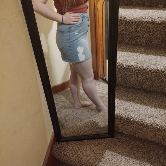 Forever 21 Denim Skirt - Picture 5 of 5